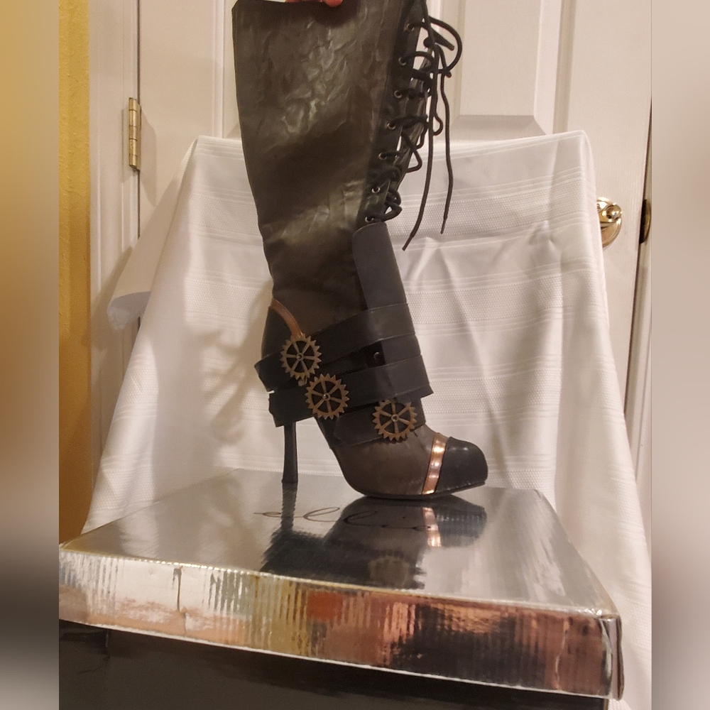 Ellie Steampunk knee high boot size 9